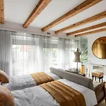 Entire Interwar Grabyte By Pine Forest On The Bank Of The River- 8min By Car From Old Town Villa *