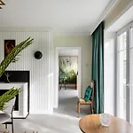 Villa Entire Interwar Grabyte By Pine Forest On The Bank Of The River- 8min By Car From Old Town *
