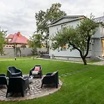 Villa Entire Interwar Grabyte By Pine Forest On The Bank Of The River- 8min By Car From Old Town