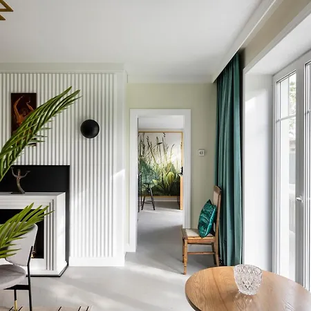 Villa Entire Interwar Grabyte By Pine Forest On The Bank Of The River- 8min By Car From Old Town *