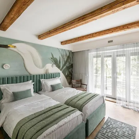 Entire Interwar Grabyte By Pine Forest On The Bank Of The River- 8min By Car From Old Town Villa Kaunas