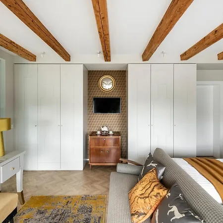 Entire Interwar Grabyte By Pine Forest On The Bank Of The River- 8min By Car From Old Town