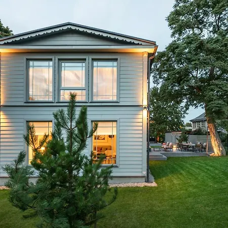 Entire Interwar Grabyte By Pine Forest On The Bank Of The River- 8min By Car From Old Town * Kaunas