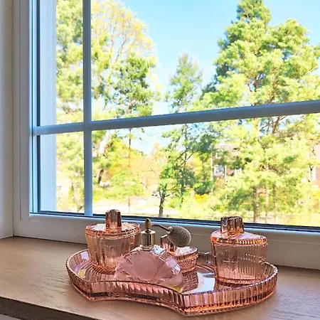 Villa Entire Interwar Grabyte By Pine Forest On The Bank Of The River- 8min By Car From Old Town