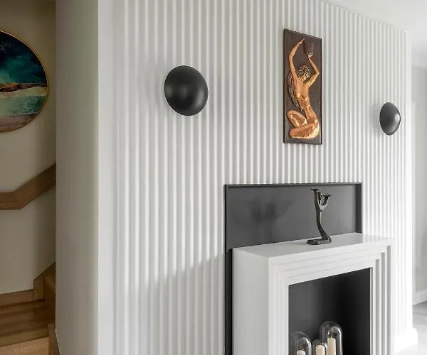 Entire Interwar Grabyte By Pine Forest On The Bank Of The River- 8min By Car From Old Town *