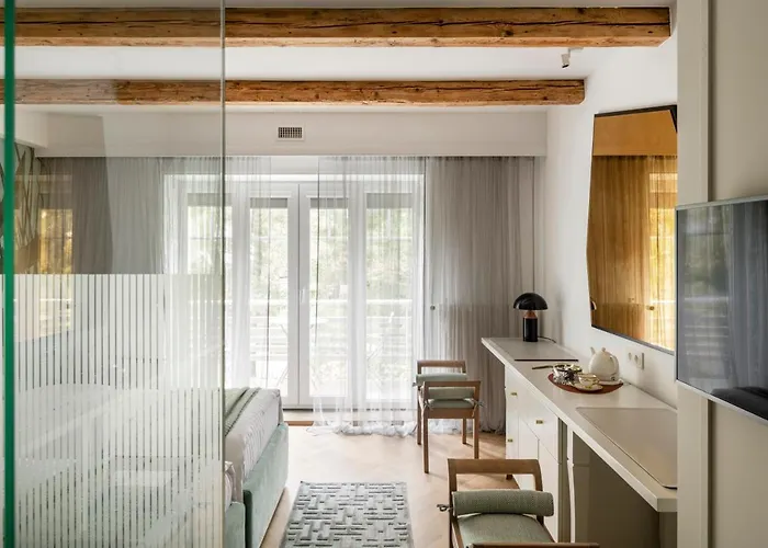 Vila Entire Interwar Grabyte By Pine Forest On The Bank Of The River- 8min By Car From Old Town Kaunas