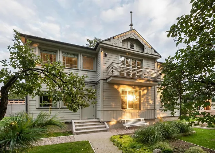 Entire Interwar Grabyte By Pine Forest On The Bank Of The River- 8min By Car From Old Town Kaunas