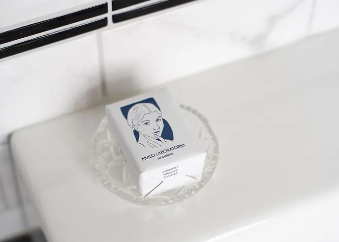 Entire Interwar Grabyte By Pine Forest On The Bank Of The River- 8min By Car From Old Town Kaunas