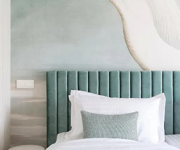 Vila Entire Interwar Grabyte By Pine Forest On The Bank Of The River- 8min By Car From Old Town