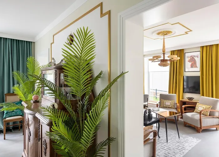 Entire Interwar Grabyte By Pine Forest On The Bank Of The River- 8min By Car From Old Town Vila Kaunas