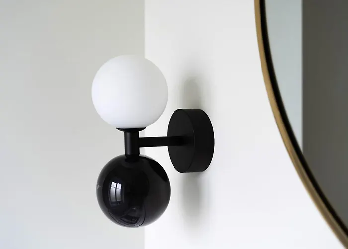 Vila Entire Interwar Grabyte By Pine Forest On The Bank Of The River- 8min By Car From Old Town Kaunas