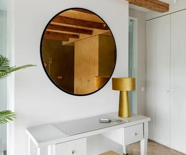 Entire Interwar Grabyte By Pine Forest On The Bank Of The River- 8min By Car From Old Town Vila Kaunas