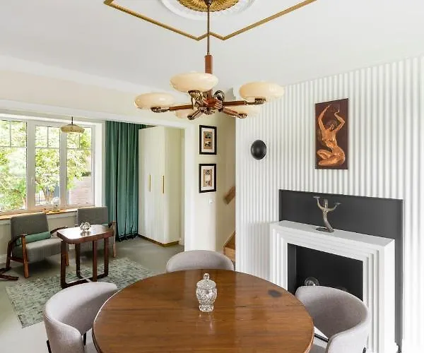 Vila Entire Interwar Grabyte By Pine Forest On The Bank Of The River- 8min By Car From Old Town Kaunas