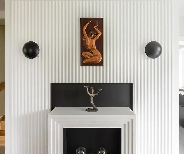 Entire Interwar Grabyte By Pine Forest On The Bank Of The River- 8min By Car From Old Town * Kaunas