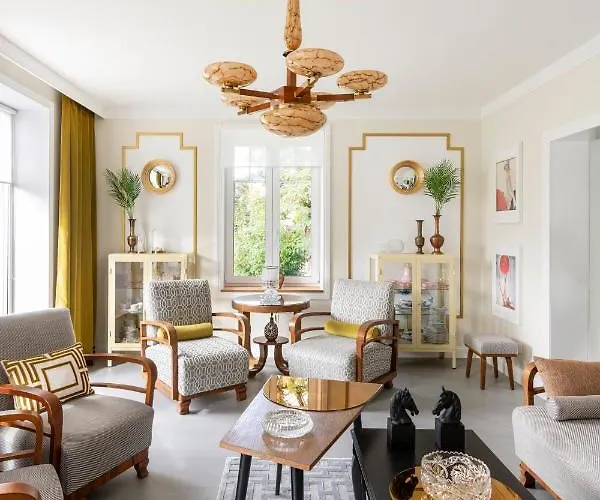 Entire Interwar Grabyte By Pine Forest On The Bank Of The River- 8min By Car From Old Town Kaunas