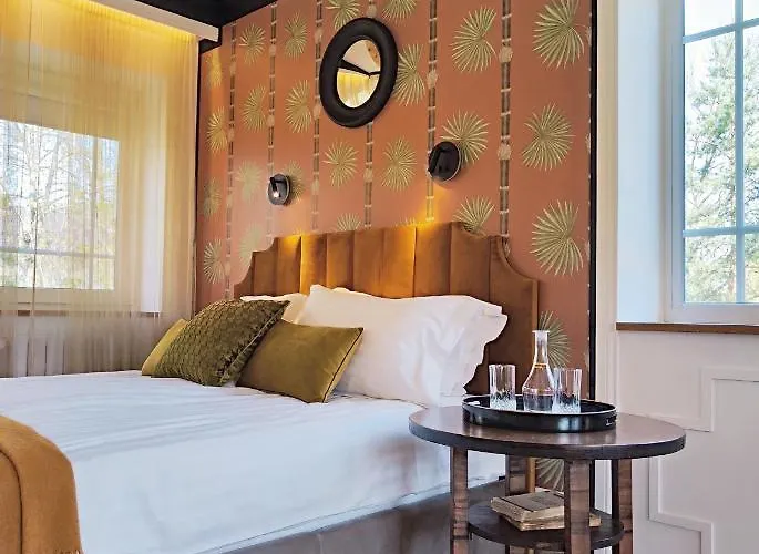 Entire Interwar Grabyte By Pine Forest On The Bank Of The River- 8min By Car From Old Town