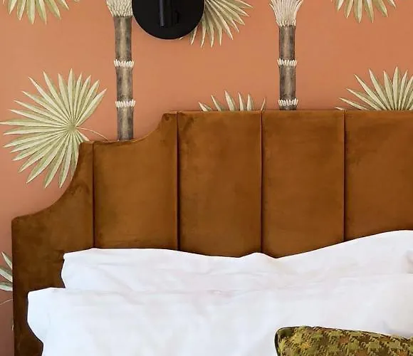 Entire Interwar Grabyte By Pine Forest On The Bank Of The River- 8min By Car From Old Town Vila *